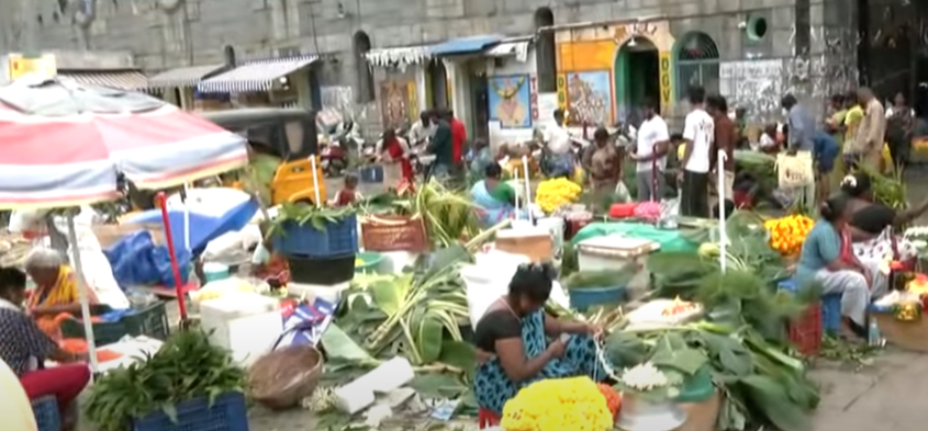 “சந்தோஷம் தரும் பண்டிகை – ஆனால் சுமை தரும் விலை உயர்வு!”