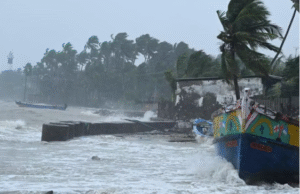“டிட்வா புயல் மூன்று முகம் காட்டுகிறது! வானிலை நிபுணர்களையே குழப்பிய இயற்கையின் அதிசயம்!”