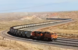 “உலகையே அசத்திய நீளமான ரயில்கள்! இந்தியா இதில் எங்கே?”