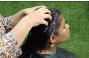 பொடுகு தொல்லையா? எண்ணெய் தேய்க்கும் வழக்கத்தை மாற்றுங்கள்.