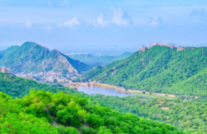 இமயமலையை விட வயதான ஆரவல்லி ஏன் இன்று உயிர் மூச்சுக்காக போராடுகிறது?