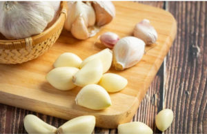 வெறும் வயிற்றில் பூண்டு சாப்பிட்டால் என்ன ஆகும்.. இவ்வளவு நன்மைகள்.. தினமும் ஒன்று சாப்பிட்டால்…