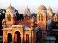 “அனுமதி இல்லாத வகுப்புகளா? லயோலா கல்லூரி குறித்து எழுந்த புகார்”