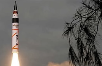 ‘ஒரே நேரத்தில் இரண்டு ஏவுகணைகள்!’ எதிரிகளை நடுங்க வைத்த இந்தியாவின் பிரளாய்