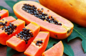 காலையில் வெறும் வயிற்றில் பப்பாளி சாப்பிடுகிறீர்களா? என்ன நடக்கும் என்று உங்களுக்குத் தெரிந்தால்..