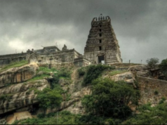 “உக்ரம் தணிந்தவர்… புரட்டாசியில் ‘கண் திறந்த’ சோளிங்கூர் யோக நரசிம்மர்”