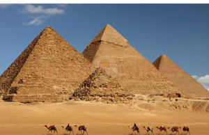 “4500 ஆண்டுகளாக சவால் விடும் கட்டிடம்: மனித அறிவின் உச்சம் பிரமிடுகள்”