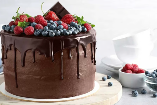 சின்ன சந்தோஷம், பெரிய இனிமை – Chocolate Cake Day இன்று