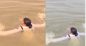 கங்கையில் மூழ்கியோருக்கு உயிர் கொடுத்த பெண் போலீஸ்!”