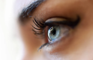 “இறந்து போனாலும், பார்வை தரும் கண் தானம்!”