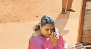 “கேரளாவில் ஷாக்! சுடிதார் விவகாரத்தில் பள்ளி வாசலில் தர்ணா”