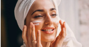 சோப்பு vs ஃபேஸ் வாஷ்: பளபளப்பான சருமத்திற்கு எது சிறந்தது? இந்த தவறுகளைச் செய்யாதீர்கள்.