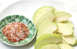 உப்பு–கொய்யா ஒன்றாக சாப்பிட்டால் என்ன நடக்கும்?