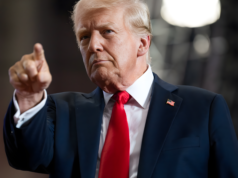 4 வாரங்களில் ஈரான் போர் முடிவுக்கு வரும்? – அதிபர் ட்ரம்ப் வெளியிட்ட அதிரடி காலக்கெடு! அமெரிக்க அதிபர் ட்ரம்ப் ஈரான் போர் குறித்து உரையாற்றும் காட்சி