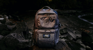 அவசரக்கால மற்றும் போர்ச் சூழலில் உங்களைப் பாதுகாக்கும் 5 அத்தியாவசியத் தொழில்நுட்பக் கருவிகள்! அவசரக்கால சூழலில் பயன்படுத்தப்படும் சோலார் பவர் பேங்க் மற்றும் ரேடியோ கருவிகள்