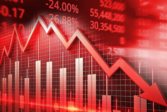 பங்குச்சந்தையில் பெரும் சரிவு: ஈரான் போரால் சென்செக்ஸ் 1,100 புள்ளிகள் வீழ்ச்சி – முதலீட்டாளர்களுக்குப் பல லட்சம் கோடி நஷ்டம்! மும்பை பங்குச்சந்தை குறியீட்டு எண் சரிவதைக் காட்டும் வரைபடம்